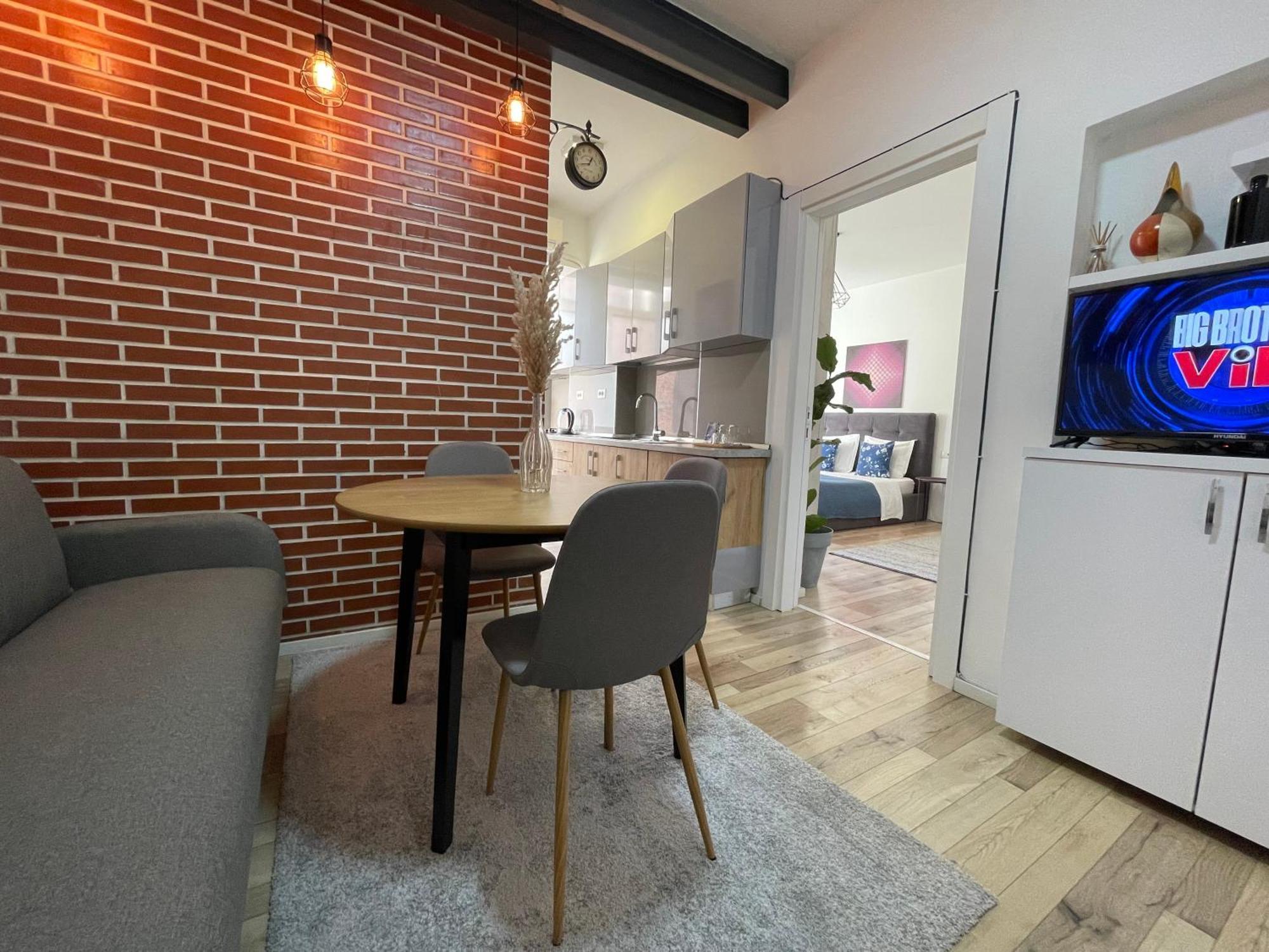 Myslym Shyri'S Apartments Tiran Oda fotoğraf